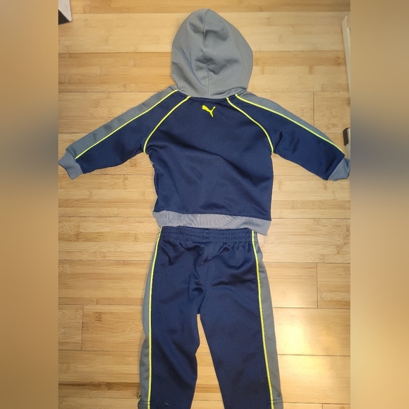 Puma Track Suit SIZE 12 MONTHS - Picture 2 of 3